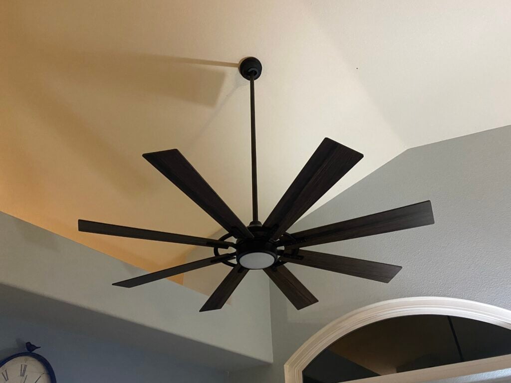 IMG_2393-ceilingfaninstallation-lighting-after-goodButSmall